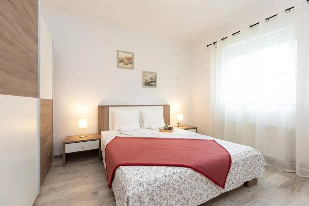 Apartments Doris, Krk Krk Town