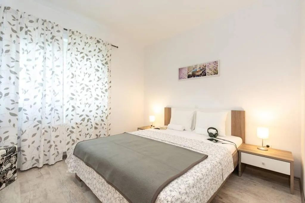 Apartments Doris, Krk Krk Town Croatia