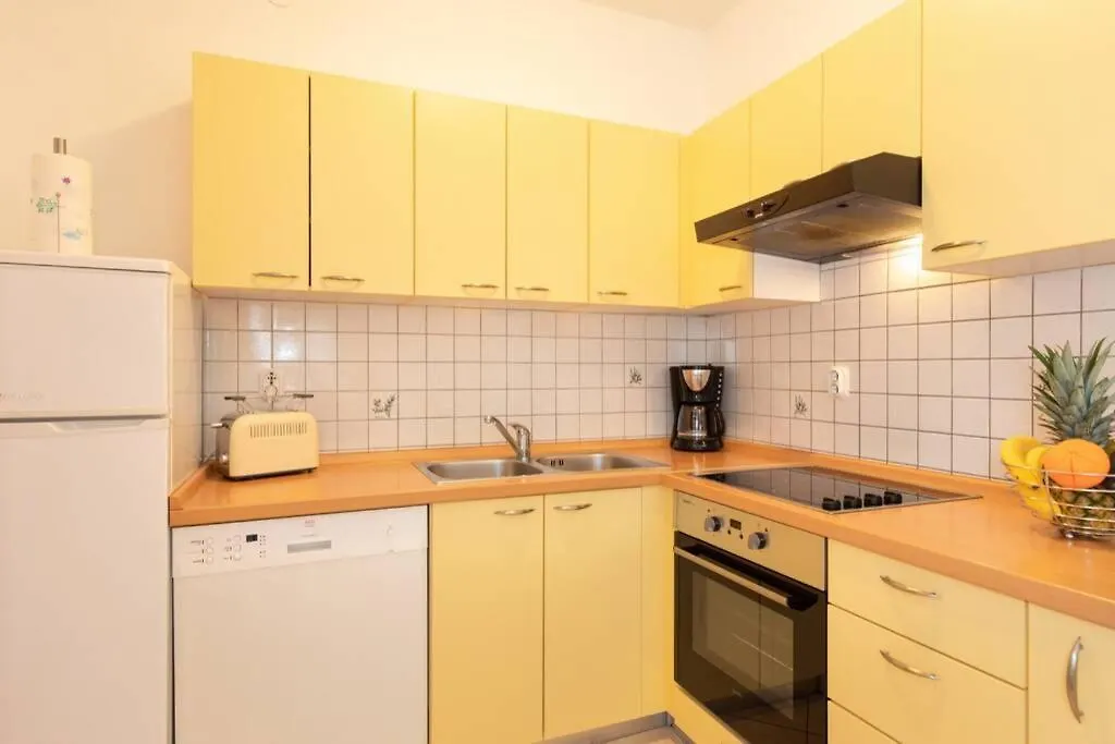 Apartments Doris, Krk Krk Town